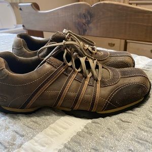 Men’s Skechers sz 8 lace up oxford
